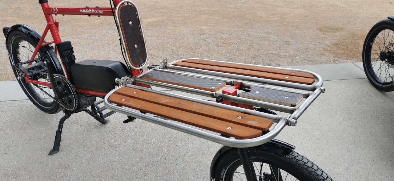 Macadam cargo Genève. Vélo cargo sur mesure.