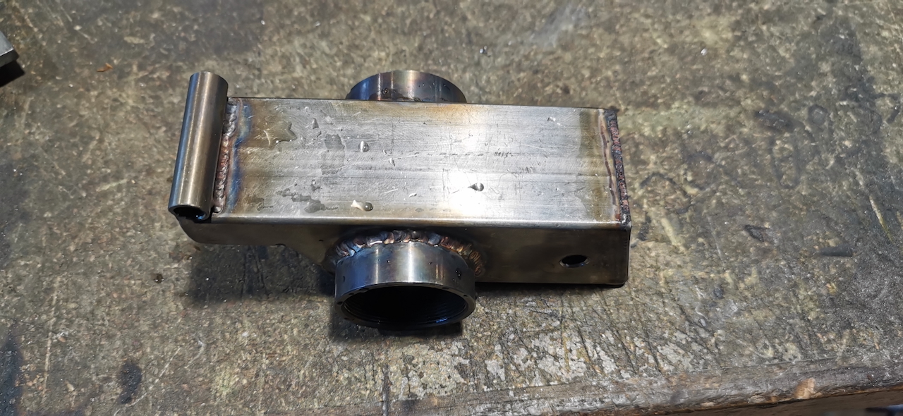 Macadam cargo Genève. Adaptateur de pédalier vélo sur mesure.