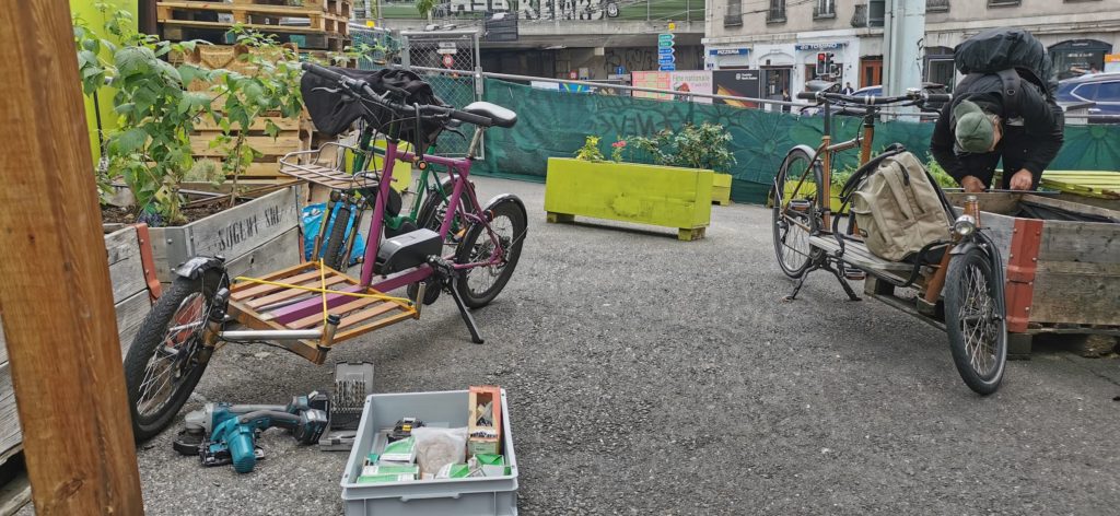 Un vélo cargo sans fourche en prototype