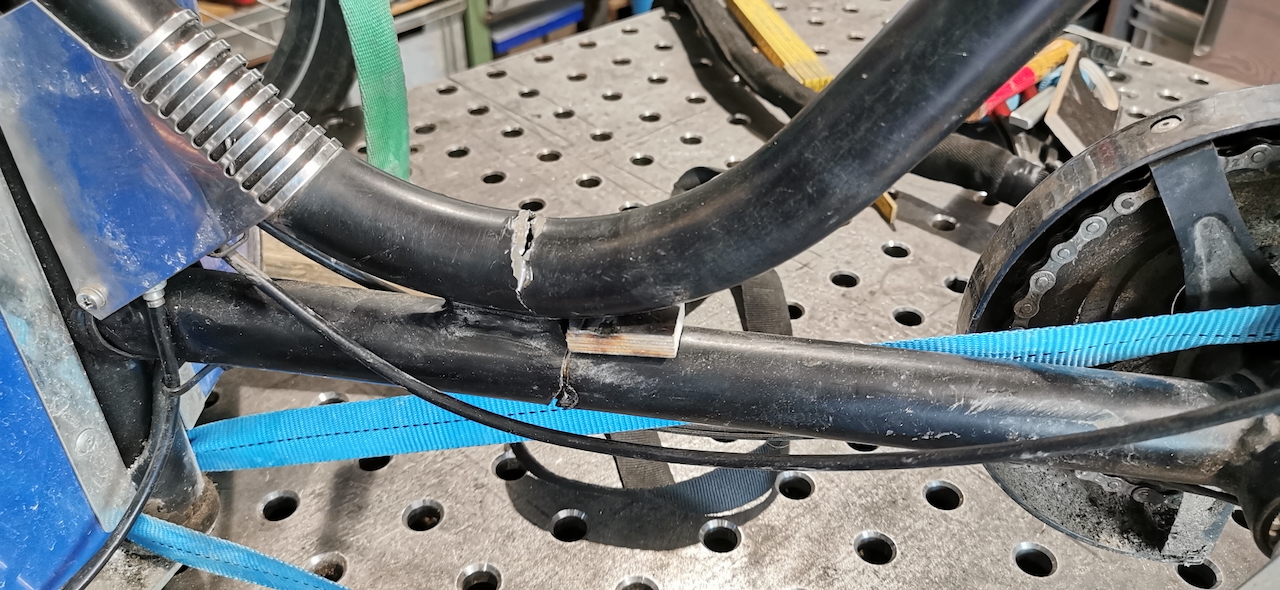 Macadam cargo Genève. Réparation et soudure de cadres de vélos.